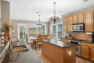 30013 Edgewood Dr, Georgetown, TX 78628 - Photo 14