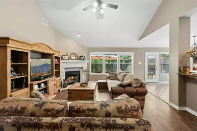 30013 Edgewood Drive, Georgetown, TX 78628 - Photo 6