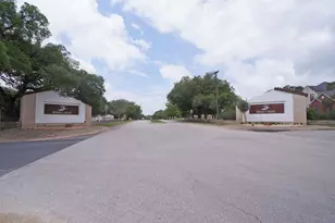 30013 Edgewood Dr, Georgetown, TX 78628 - Photo 32