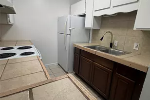 1301 Greenlawn Pkwy, Blanco, TX 78606 - Photo 4