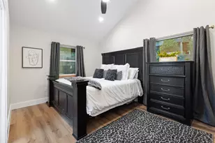 6303 Shadow Valley Dr, Austin, TX 78731 - Photo 18