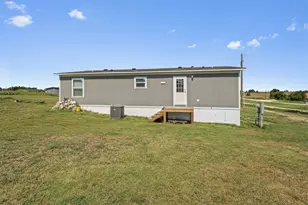110 Pvr 965 Rd, Taylor, TX 76574 - Photo 24