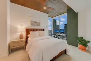 360 Nueces St, Austin, TX 78701 - Photo 12