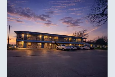 1706 W Cameron Avenue, Rockdale, TX 76567 - Photo 18