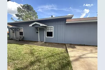 1706 W Cameron Avenue, Rockdale, TX 76567 - Photo 8