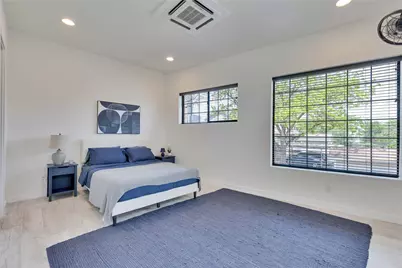 808 E Lydia Street, Austin, TX 78702 - Photo 8
