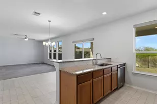 308 Linden St, Bastrop, TX 78602 - Photo 10