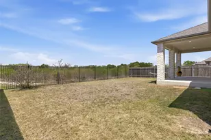 308 Linden St, Bastrop, TX 78602 - Photo 30