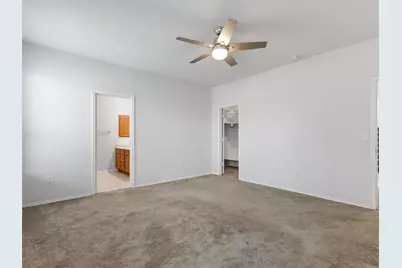 308 Linden Street, Bastrop, TX 78602 - Photo 14