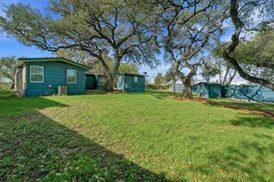 502 Sunrise Cir, Austin, TX 78704 - Photo 24