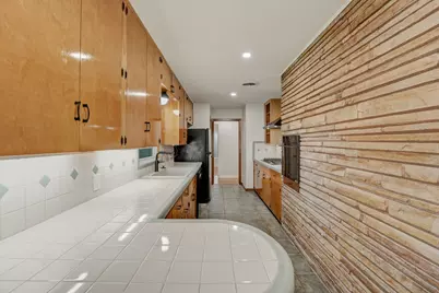 502 Sunrise Circle, Austin, TX 78704 - Photo 10