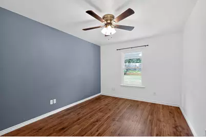 1507 E Johnson Street, Burnet, TX 78611 - Photo 8