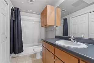 2515 Pearl St, Austin, TX 78705 - Photo 2