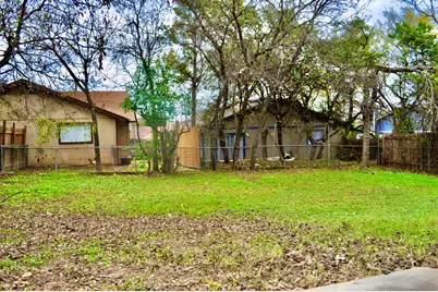 908 Speer Lane, Austin, TX 78745 - Photo 14