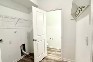 142 Martha Ln, Kyle, TX 78640 - Photo 6