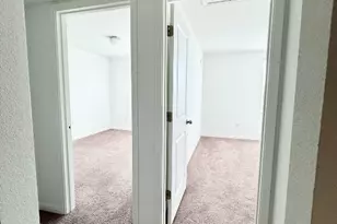 142 Martha Ln, Kyle, TX 78640 - Photo 12