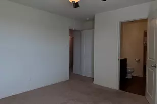 709 Yearwood Ln, Jarrell, TX 76537 - Photo 18