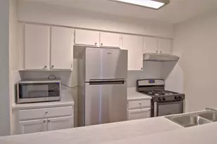 6201 Soft Wind Cir, Austin, TX 78745 - Photo 8