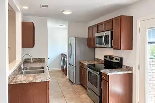 1015 E Yager Ln, Austin, TX 78753 - Photo 8