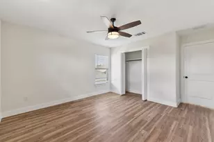 106 Callie St, Smithville, TX 78957 - Photo 32