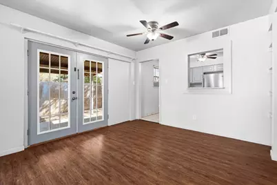 1130 Bois D Arc Street, Lockhart, TX 78644 - Photo 6