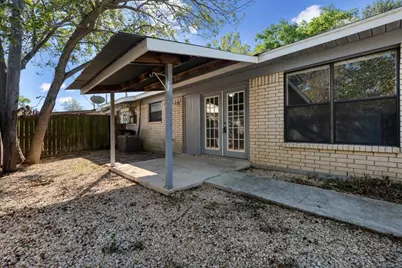 1130 Bois D Arc Street, Lockhart, TX 78644 - Photo 22