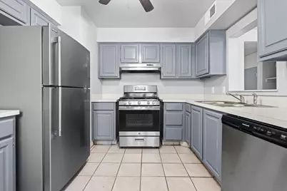 1130 Bois D Arc Street, Lockhart, TX 78644 - Photo 8