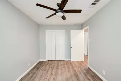 838 N Meadows Drive, Austin, TX 78758 - Photo 20