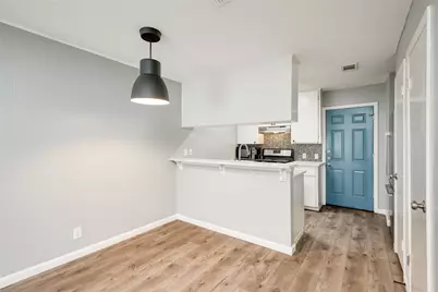 838 N Meadows Drive, Austin, TX 78758 - Photo 8
