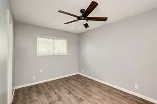 838 N Meadows Dr, Austin, TX 78758 - Photo 18