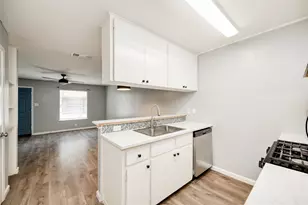 838 N Meadows Dr, Austin, TX 78758 - Photo 1
