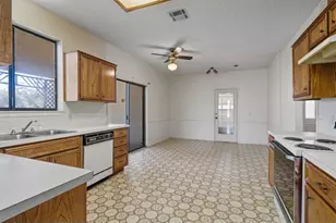9702 Murmuring Creek Dr, Austin, TX 78736 - Photo 8