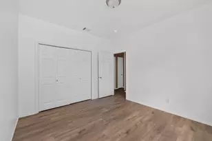 403 Davidson Dr, Taylor, TX 76574 - Photo 14