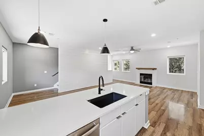 5924 S Congress Avenue #63S, Austin, TX 78745 - Photo 12