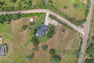 815 Co Rd 207, Liberty Hill, TX 78642 - Photo 34