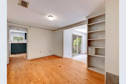 1181 Ridgeway Drive, Austin, TX 78702 - Photo 12