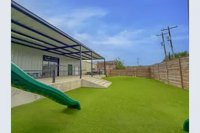 617 Main Street, Lexington, TX 78947 - Photo 2