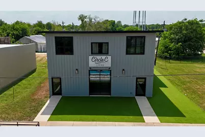 617 Main Street, Lexington, TX 78947 - Photo 22