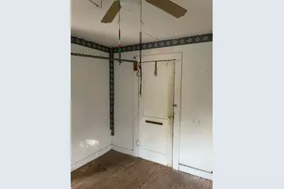 908 N Vogelsang Avenue, Cameron, TX 76520 - Photo 10