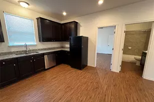 805 Hallie Cove, Lockhart, TX 78644 - Photo 8
