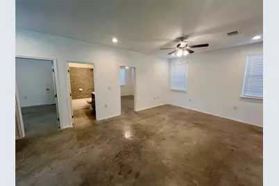 805 Hallie Cove, Lockhart, TX 78644 - Photo 24