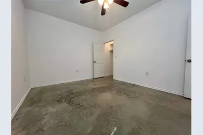 805 Hallie Cove, Lockhart, TX 78644 - Photo 34