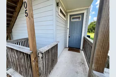 805 Hallie Cove, Lockhart, TX 78644 - Photo 22