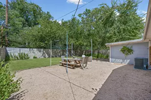 1400 Westmoor Dr, Austin, TX 78723 - Photo 20