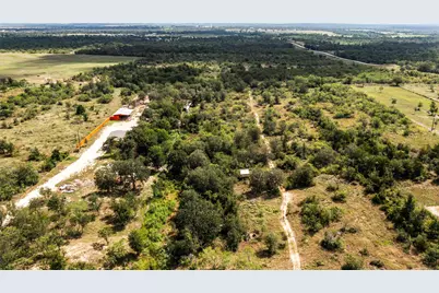 1411 Bugtussle Lane, Luling, TX 78648 - Photo 8