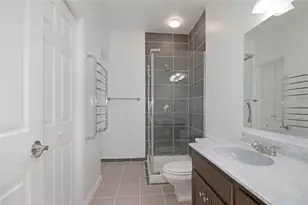 611 E 45th St, Austin, TX 78751 - Photo 22