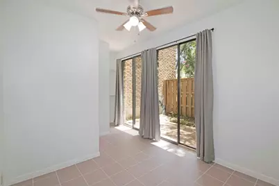 611 E 45th Street #8, Austin, TX 78751 - Photo 18