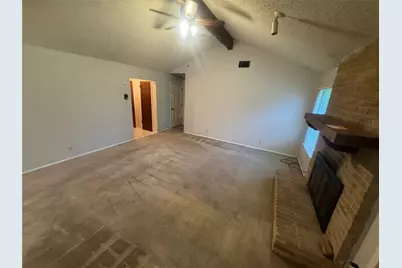 800 E Central Drive, Georgetown, TX 78628 - Photo 2