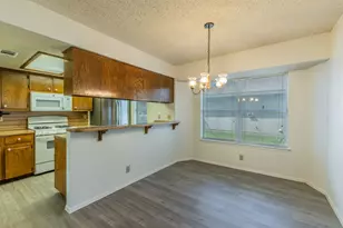 800 E Central Dr, Georgetown, TX 78628 - Photo 8
