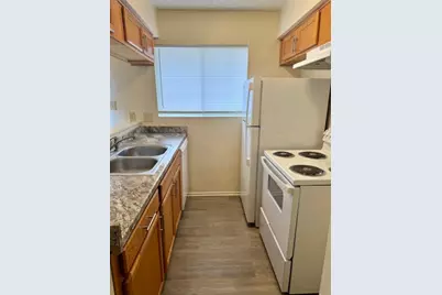 2803-A Parker Lane, Austin, TX 78741 - Photo 2